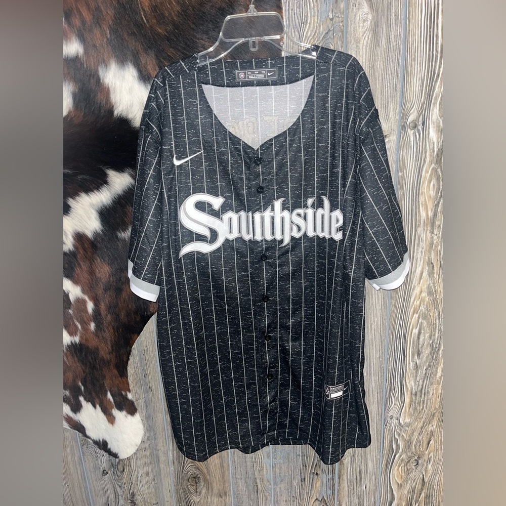 Tim Anderson #7 XXL black and white striped southside Nike Chicago white socks